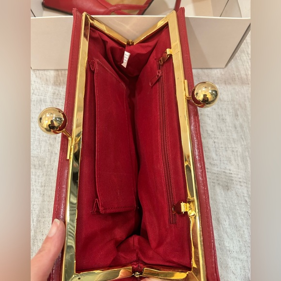 Perfect Matching Heels & Clutch Purse! - Picture 4 of 4